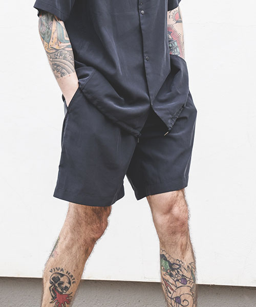 T/R POWDER CLOTH / ONE TACK SHORTS BOTTOMS | MR.OLIVE