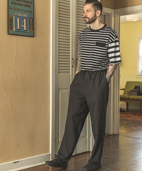 QUICK-DRYING SHEERSUCKER / RELAX TAPERED EASY PANT BOTTOMS